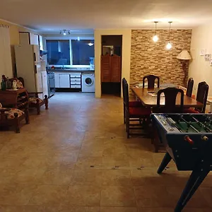 aguara-house-pedemonte-mendoza.hotelsmendoza.com/